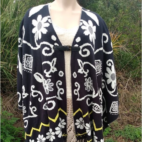 NWOT SNAILS & CINNAMON Black/White/Yellow Floral Cardigan Jacket/Wrap w/Buckle - Picture 11 of 13